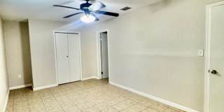 2 Bedroom / 1 Bath Rental – Southside Neighborhood Gallery 6