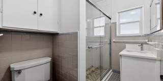 Charming Oakland Park 2BR House - Rent Includes Internet & Water Gallery 14