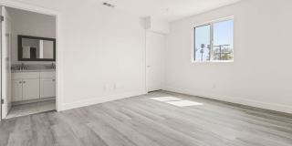 2936 West Blvd Gallery 24