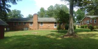 3 Bedroom, 2 Bathroom Brick Home Gallery 15