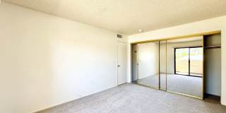 AVAILABLE NOW! 3 Bedroom 2 Bathroom Upper Level Apartment in Palm Desert!! Gallery 19