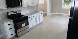 445 West 25th Street Gallery 11