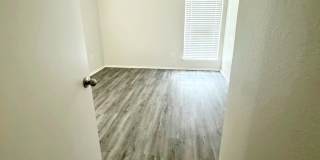 Henderson Flats Gallery 12