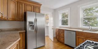 71 Chilton Street Gallery 5