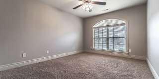 Gorgeous Rogers Home! Gallery 11