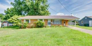 607 Race Street Gallery 1