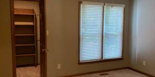 Room in 3 Bedroom Home at 2625 Sawmill Rd Gallery 14