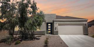 670 W Lexington Street Gallery 1