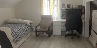 4 Woodbine St. 2 Gallery 12