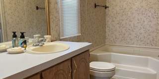 VACATION RENTAL 3 Bedroom, 2 Bath Gallery 8