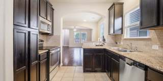 Charming 3 Bedroom, 2.5 Bath Townhouse in Cedar Park Town Center! Gallery 9