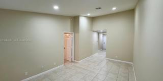 11207 Royal Palm Blvd Gallery 33