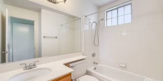 SD: Spacious 2BD/2.5BA Townhome in Sabre Springs with Private Backyard, 2-Car Garage & In-Unit Laundry Gallery 15