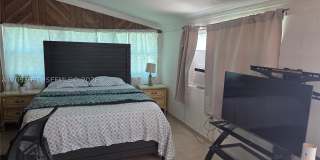 19631 NE 12th Ct Gallery 2