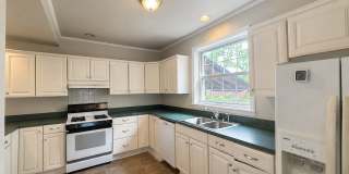 6 Bed/2 Bath Mins. from UC Campus $600/pp ($3,600/mo)! Gallery 11