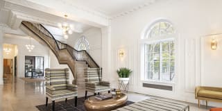 The Hamilton Gallery 2