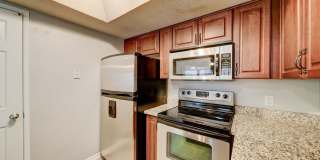READY TO TOUR NOW! Great Townhouse with 2 Bedrooms 2 Bath! Gallery 13