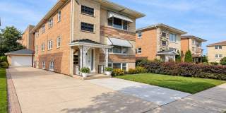 8608 W Carmen Avenue Gallery 1