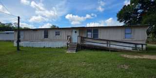 Nicely updated 3/2 Mobile Home off Pine Forest Rd Gallery 1