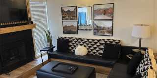 470 Woodside Ave Gallery 1