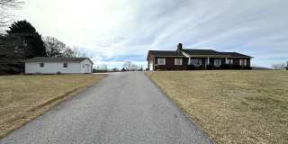 Peaceful Country Living Gallery 1