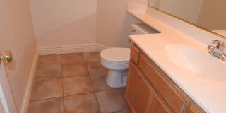 Beautiful Granite Bay Home in Gated Community Gallery 15