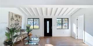 3521 SW 58th Ct Gallery 2