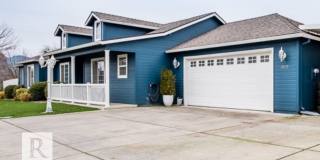 3 Bedroom + Office in Central Point! Gallery 5