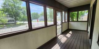 Charming 3BR House in Saint Cloud Gallery 17