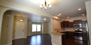 3 Bedroom 2.5 Bathroom Townhouse w/ AC Gallery 10