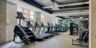 The Crescent at Fells Point Gallery 22