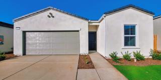 Rent Reduced to $2395  Move-in Special: $500 Off the 1st Month's Rent! Spacious 3BR/2BA Home with Great Amenities in Madera! Gallery 1