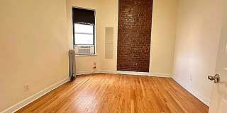 382 Wadsworth Avenue Gallery 9