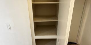 1101 W Macarthur Blvd Gallery 14