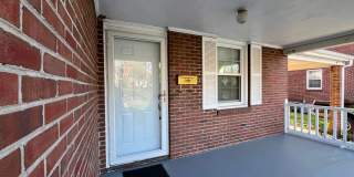 Charming Brick House off Fort Avenue Gallery 4