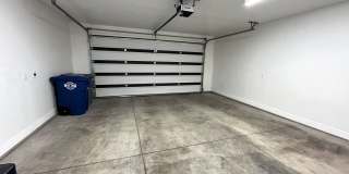 Townhome in Woodland Estates - Pool Access Gallery 25