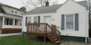 1616 Douglas Road Gallery 1