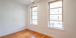 1642 N MARSHALL Street Gallery 12