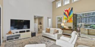 Pili Pono: Exclusive 5BR Estate w/ Pool, Spa & Panoramic Ocean Views Gallery 18