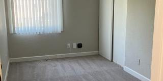 Candlelite Apartments Gallery 80