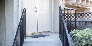 Modern Townhouse with Two Master Bedrooms! Gallery 1