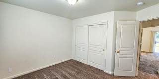 3 Bedroom House on Cul-De-Sac Available Soon! Gallery 22