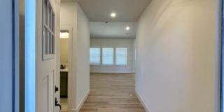 1013 Parker Lane Gallery 1