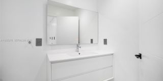 3668 SW 26th St Gallery 12