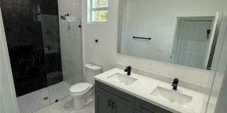 1121 Florence St E lot: 11 Gallery 18