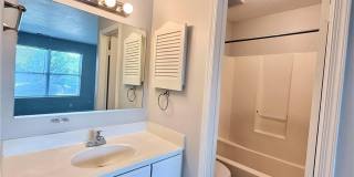 512 Thorncliff DR Gallery 18
