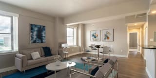 The Flats on Fifth Louisville Gallery 9