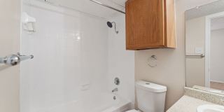 Living Oaks Apartments Gallery 11