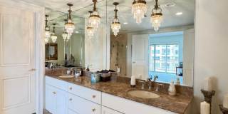 Seasonal/short term 3/2 renovated Ritz Carlton beauty with long water views Gallery 38