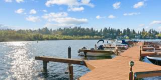 VILLAGGIO ON YARROW BAY Gallery 29
